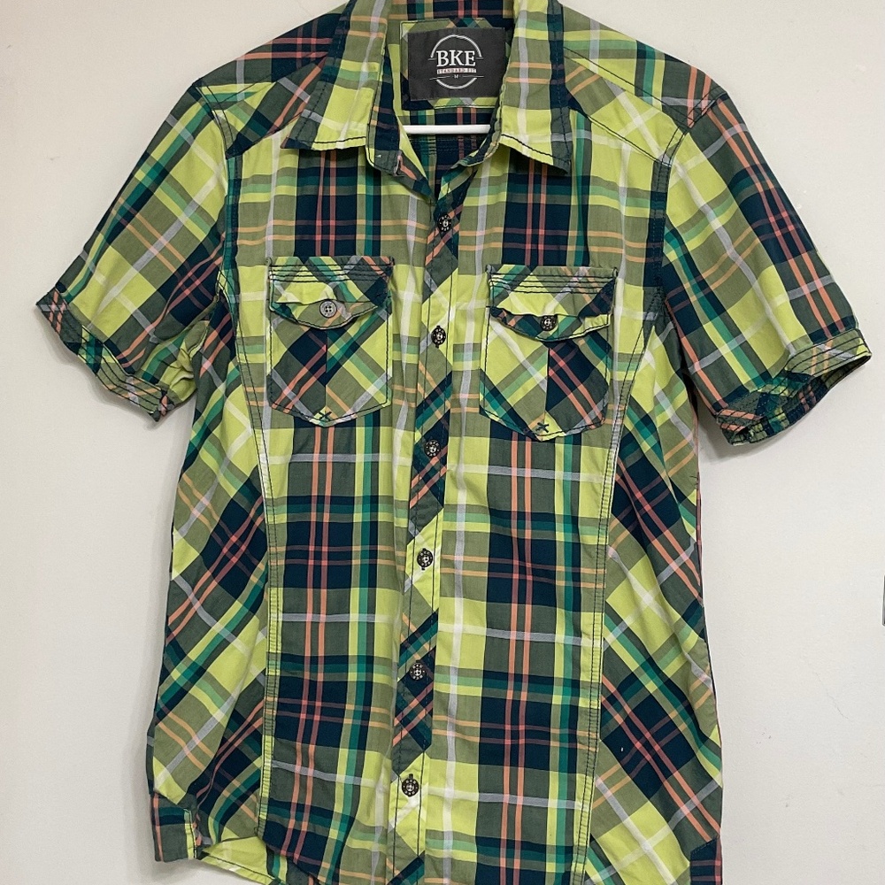 BKE Men's Short Sleeve Green/Orange/White Plaid Shirt Standard Fit Size M